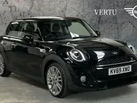 Used Mini Cooper S Exclusive 192 HP (141 kW) 2019 Black Hatchback
