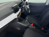 Usado Seat Ibiza SE Technology 80 CV (58 kW) 2023 Negro Utilitario