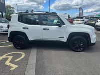 New Jeep Renegade Altitude 2026 Alpine white/black roof SUV