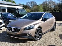Begagnad Volvo V40 2014 Brun Halvkombi