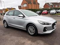 Used Hyundai i30 120 HP (88 kW) 2018 Silver Hatchback