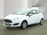 Used Ford Fiesta Zetec 82 HP (60 kW) 2014 White Hatchback