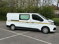 Gebraucht Renault Trafic Business 115 PS (84 kW) 2015 Weiß Van / Kleinbus