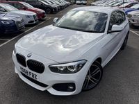 Begagnad BMW 120 M Sport 2018 Vit Halvkombi