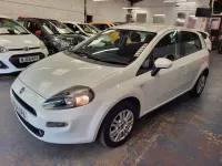 Used Fiat Punto Easy 69 HP (50 kW) 2014 White Hatchback