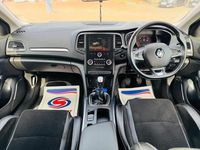 Gebraucht Renault Mégane IV Dynamique 130 PS (95 kW) 2017 Blau Kleinwagen