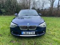 Usado BMW 118 170 HP (125 kW) 2012 Azul Citadino
