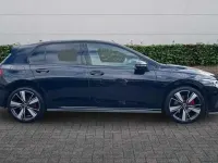 Begagnad VW Golf VIII GTD 200 HK (147 kW) 2023 Svart Halvkombi