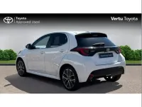 Used Toyota Yaris 116 HP (85 kW) 2022 White Hatchback