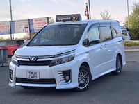 Used Toyota Voxy 2016 Pearl white MPV