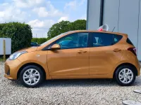 Gebraucht Hyundai i10 SE 67 PS (49 kW) 2017 Rot Kleinwagen