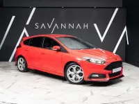 Used Ford Focus ST 250 HP (183 kW) 2015 Red Hatchback