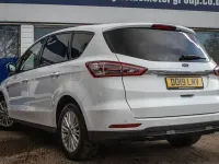 Used Ford S-MAX Zetec 165 HP (121 kW) 2019 White MPV