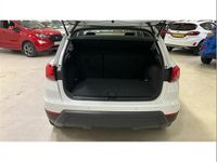 Used Seat Arona SE Technology 116 HP (85 kW) 2018 White SUV