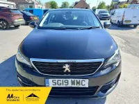 Second-hand Peugeot 308 Active 2019 Negru Hatchback