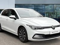Used VW Golf VIII Active 130 HP (95 kW) 2022 Pure white