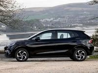 Ny MG MG4 EV Comfort 109 kW (149 HK) 2026 Svart Halvkombi