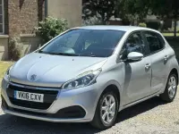 Used Peugeot 208 Active 68 HP (50 kW) 2016 Silver Hatchback