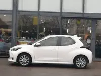 Used Toyota Yaris 116 HP (85 kW) 2023 White Hatchback