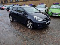 Używany Kia Rio 107 KM (78 kW) 2013 Czarny Hatchback