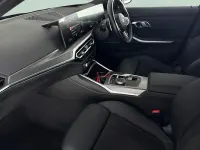 Usado BMW 330e M Sport 292 HP (214 kW) 2023 Azul Sedan