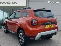 Used Dacia Duster Prestige 90 HP (66 kW) 2022 Orange SUV