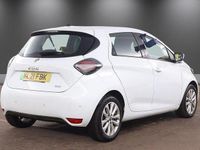 Used Renault Zoe Iconic 80 kW (109 HP) 2020 White Hatchback