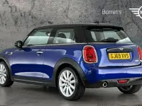 Used Mini Cooper Classic 134 HP (98 kW) 2019 Blue Hatchback