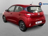Used Hyundai i10 Advanced 63 HP (46 kW) 2025 Red Hatchback