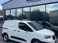 Used Vauxhall Combo Edition 100 HP (73 kW) 2019 White MPV