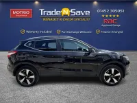 Used Nissan Qashqai N-Connecta 115 HP (84 kW) 2017 Black SUV