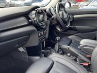 Used Mini Cooper Exclusive 134 HP (98 kW) 2019 Black Hatchback