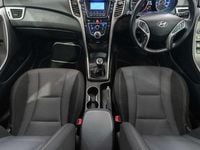 Used Hyundai i30 SE 110 HP (80 kW) 2016 Blue Hatchback