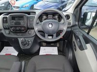 used Renault Trafic SL27dCi 115 Business 9 Seater + 1 OWNER / NO VAT / ZERO DEPOSIT 243 P/MTH MPV