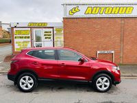 Used Nissan Qashqai Acenta 2017 Red SUV