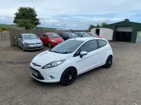 Used Ford Fiesta 2011 White Hatchback