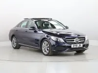 Usado Mercedes C350e Premium 293 HP (215 kW) 2018 Azul Sedan