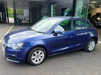 Używany Audi A1 116 KM (85 kW) 2015 Niebieski Hatchback