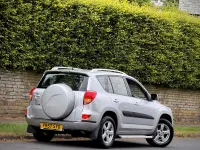 Used Toyota RAV4 149 HP (109 kW) 2007 Silver SUV