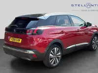 Used Peugeot 3008 Premium 179 HP (131 kW) 2019 Red SUV