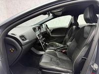 Gebraucht Volvo V40 R-Design 2017 Grau Kleinwagen