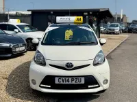 Used Toyota Aygo 68 HP (50 kW) 2014 White Hatchback