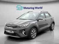 Usado Kia Stonic 99 HP (72 kW) 2023 Cinzento SUV