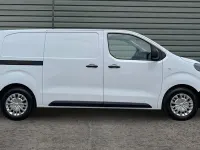 Used Toyota Proace 120 HP (88 kW) 2025 White MPV