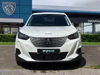 Second-hand Peugeot e-2008 Allure+ 98 kW (134 CP) 2022 Alb SUV