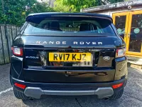 Used Land Rover Range Rover evoque SE 150 HP (110 kW) 2017 Black Estate