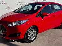 Used Ford Fiesta Zetec 82 HP (60 kW) 2015 Red Hatchback
