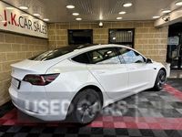 Used Tesla Model 3 Standard Range 177 kW (241 HP) 2020 White Sedan