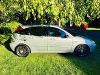 Used Ford Focus ST 171 HP (125 kW) 2004 Silver Hatchback