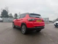 Ny Jeep Compass Altitude 130 HK (95 kW) 2025 Röd SUV